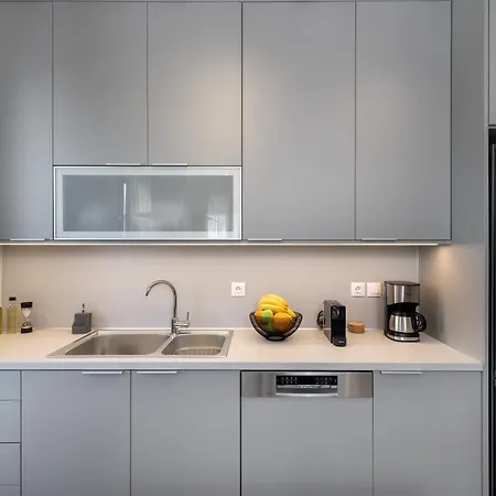 Lucian City Apartments Rhodes City Room photo