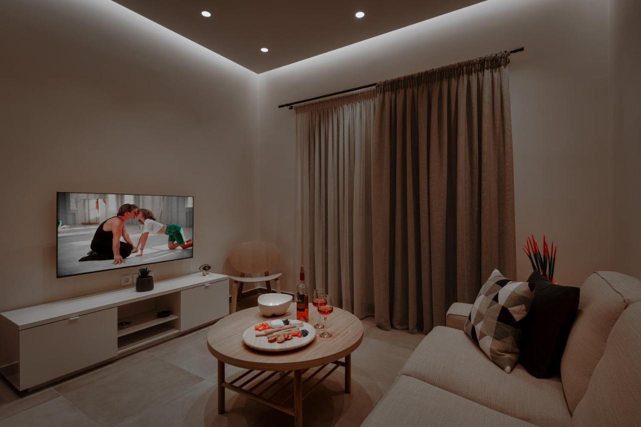 Lucian Apartment *