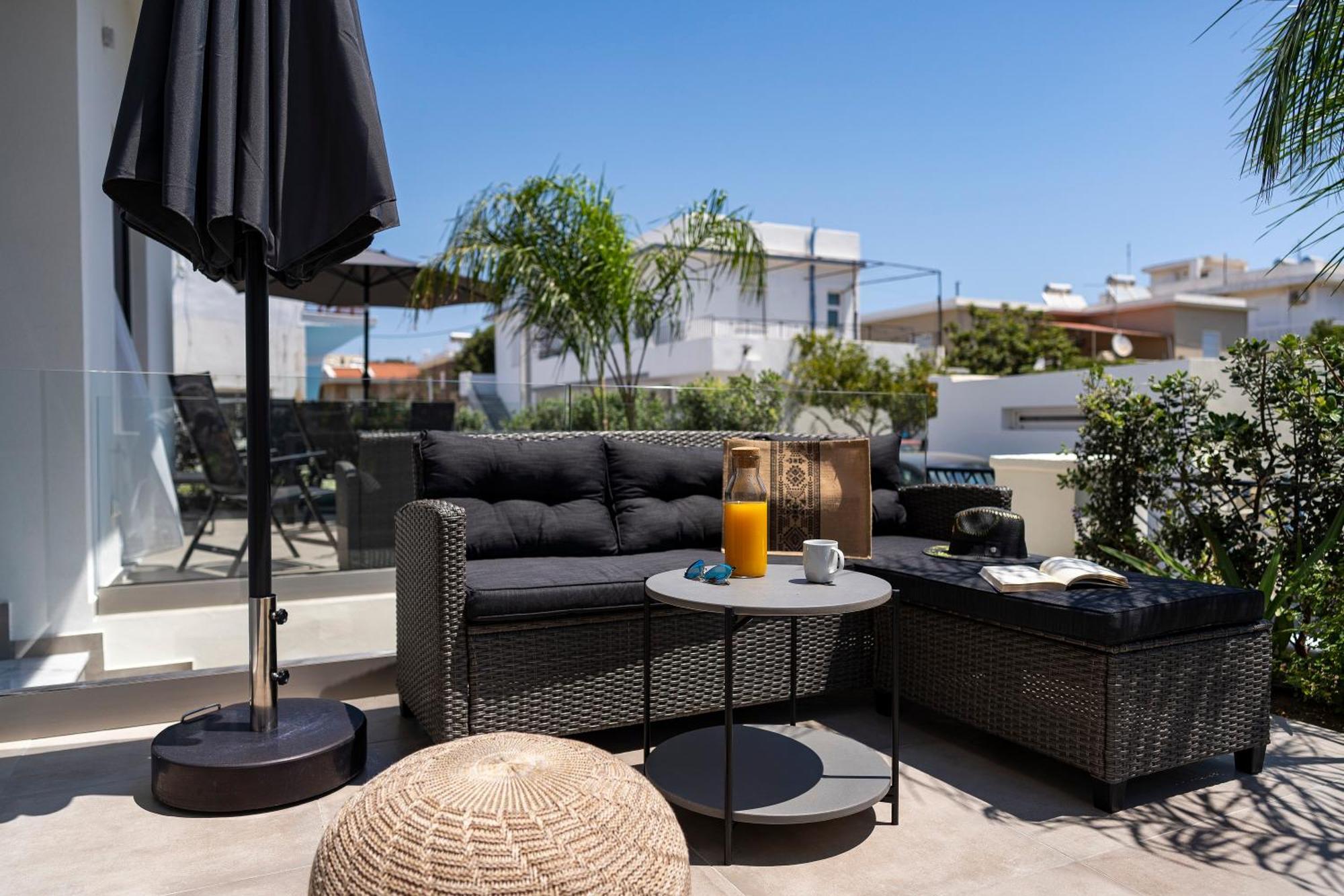 Lucian Apartment *
